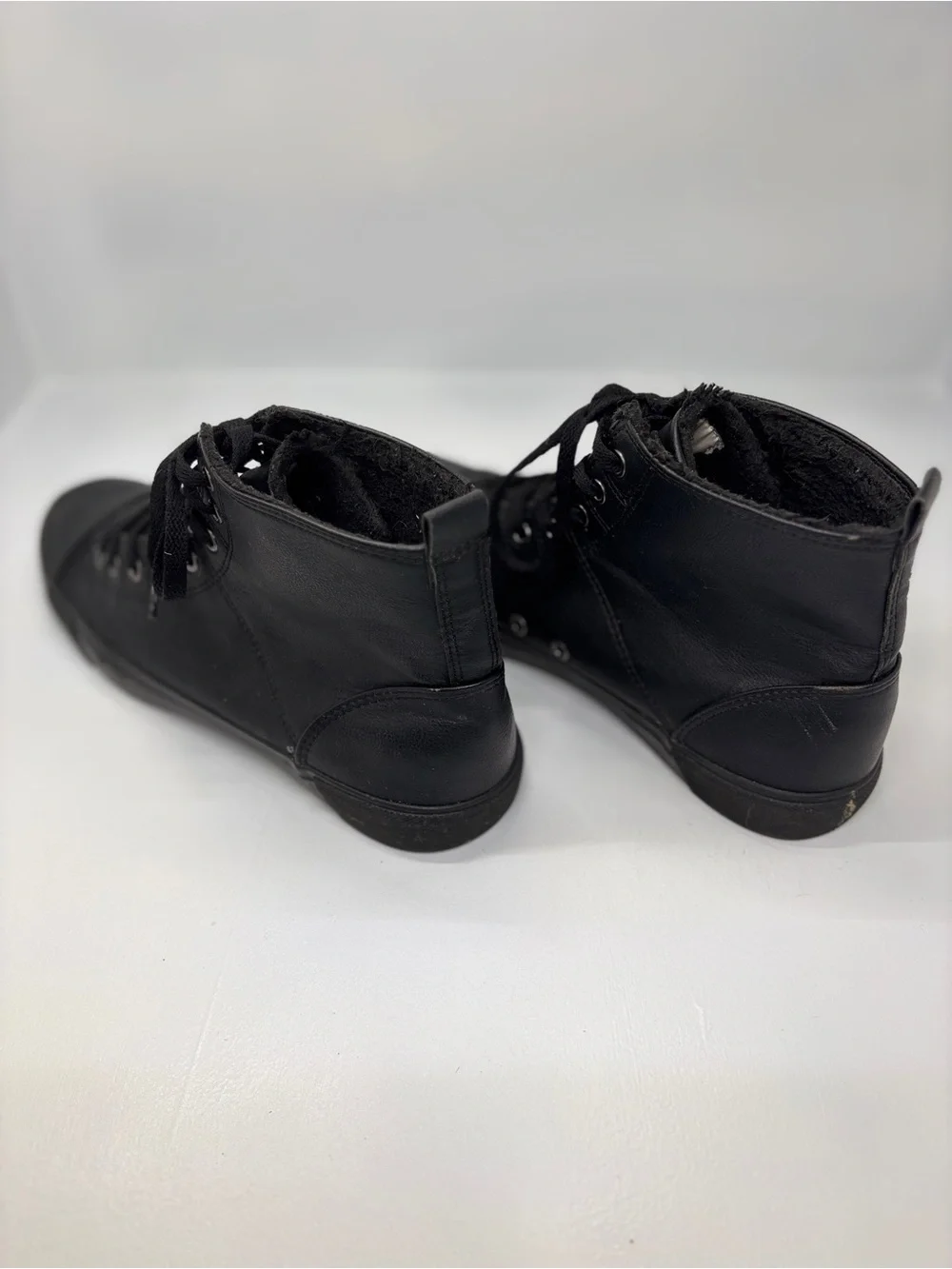 H&M Black High Top Sneakers Men’s 10.5 EU 44 Faux Leather Lace Up Casual